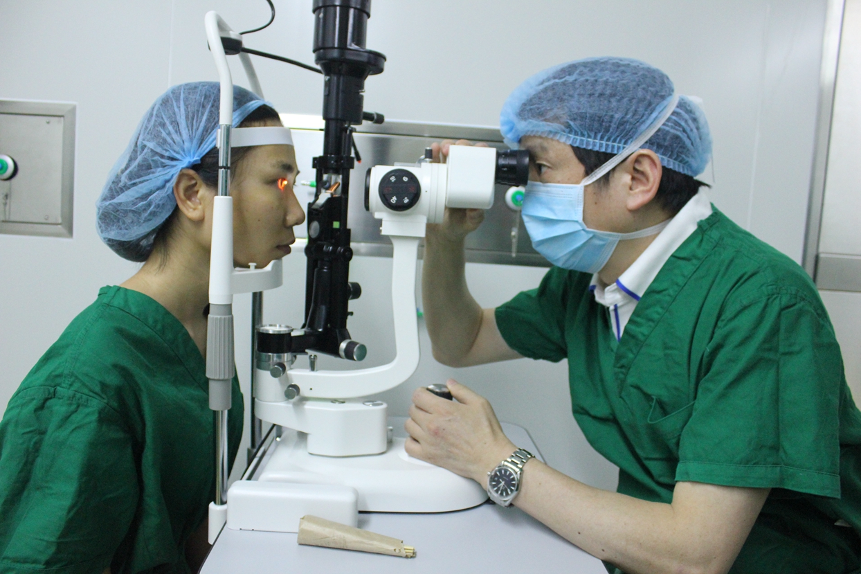 近視眼激光矯正手術價格詳解，全方位了解手術費用因素，近視眼激光矯正手術費用詳解，全方位了解手術價格因素